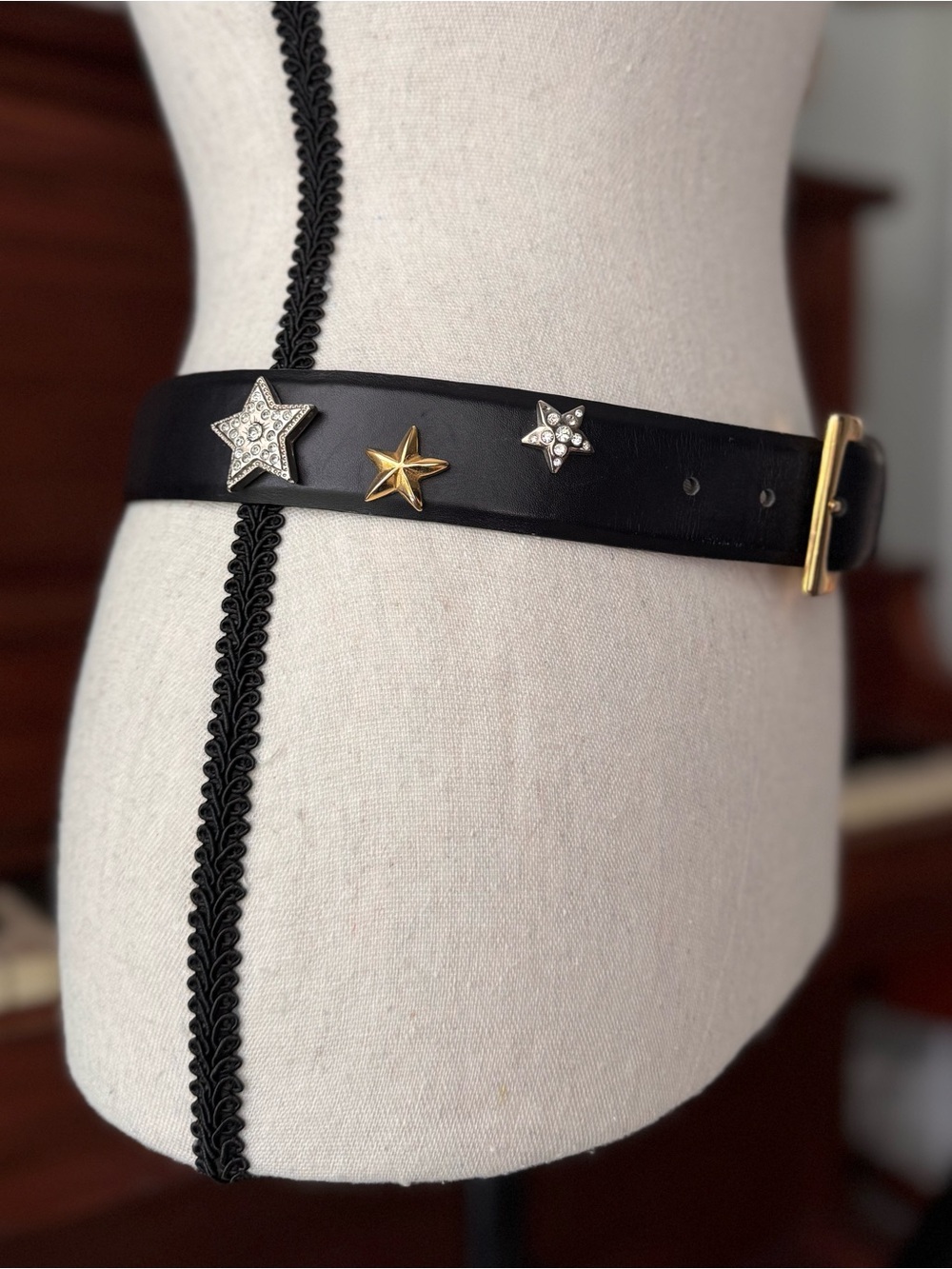 VTG Carlisle Black Leather Star Studded Belt S Gold Buckle Celestial 90’s Punk - Picture 4 of 16